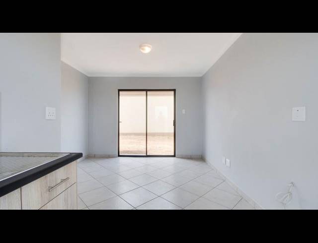 3 BEDROOM HOUSE FOR SALE IN SELCOURT